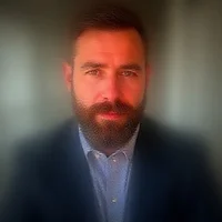Magnus R.